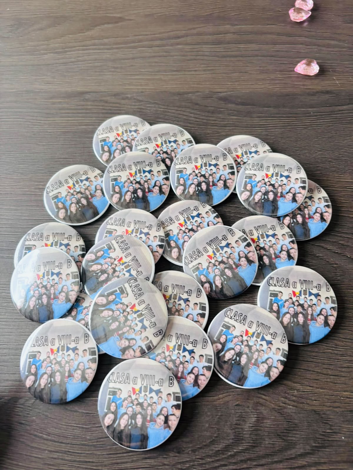 Insigne rotunde personalizate - imagine galerie
