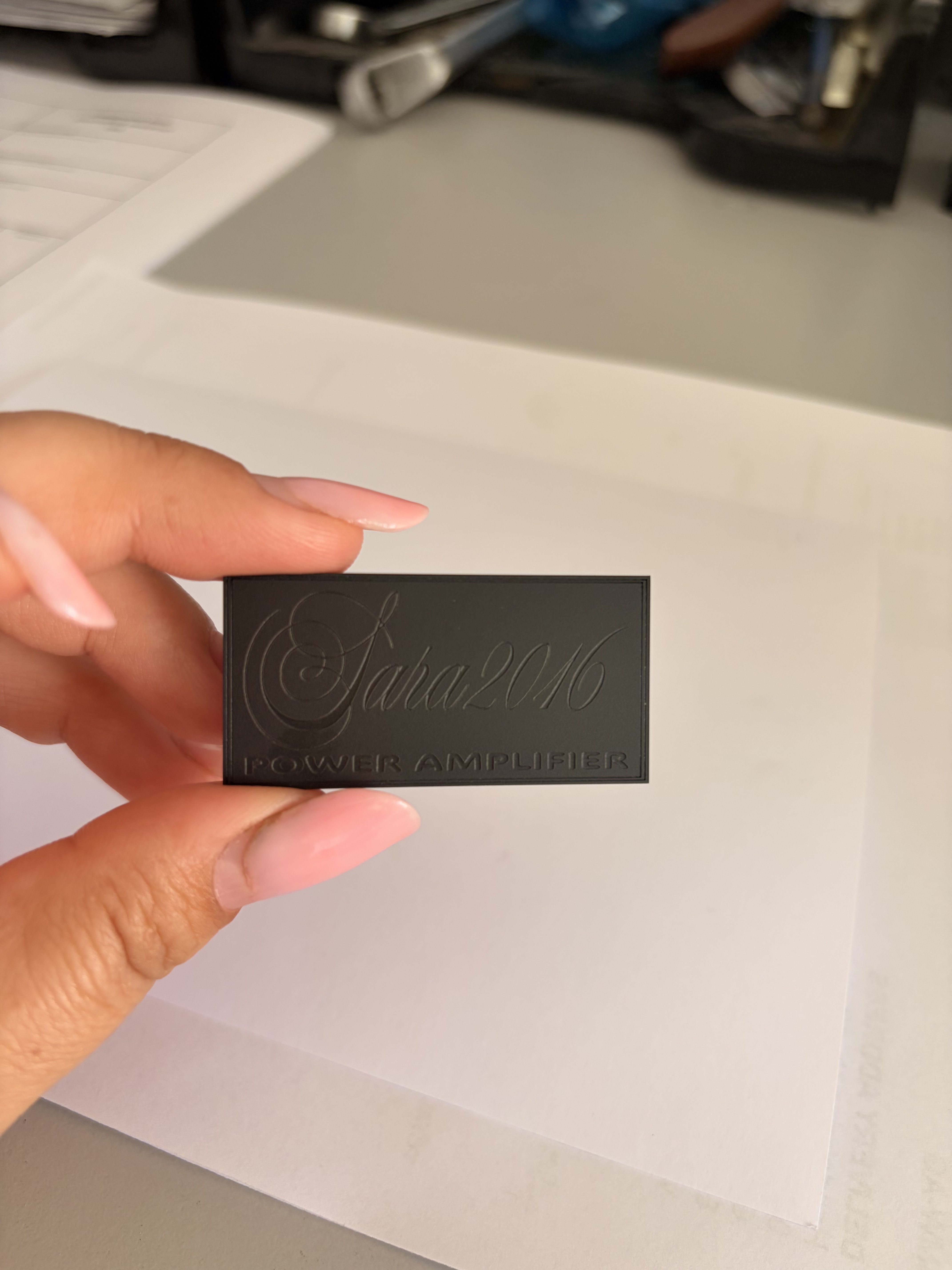 Etichetă / Logo personalizat din acril - imagine galerie
