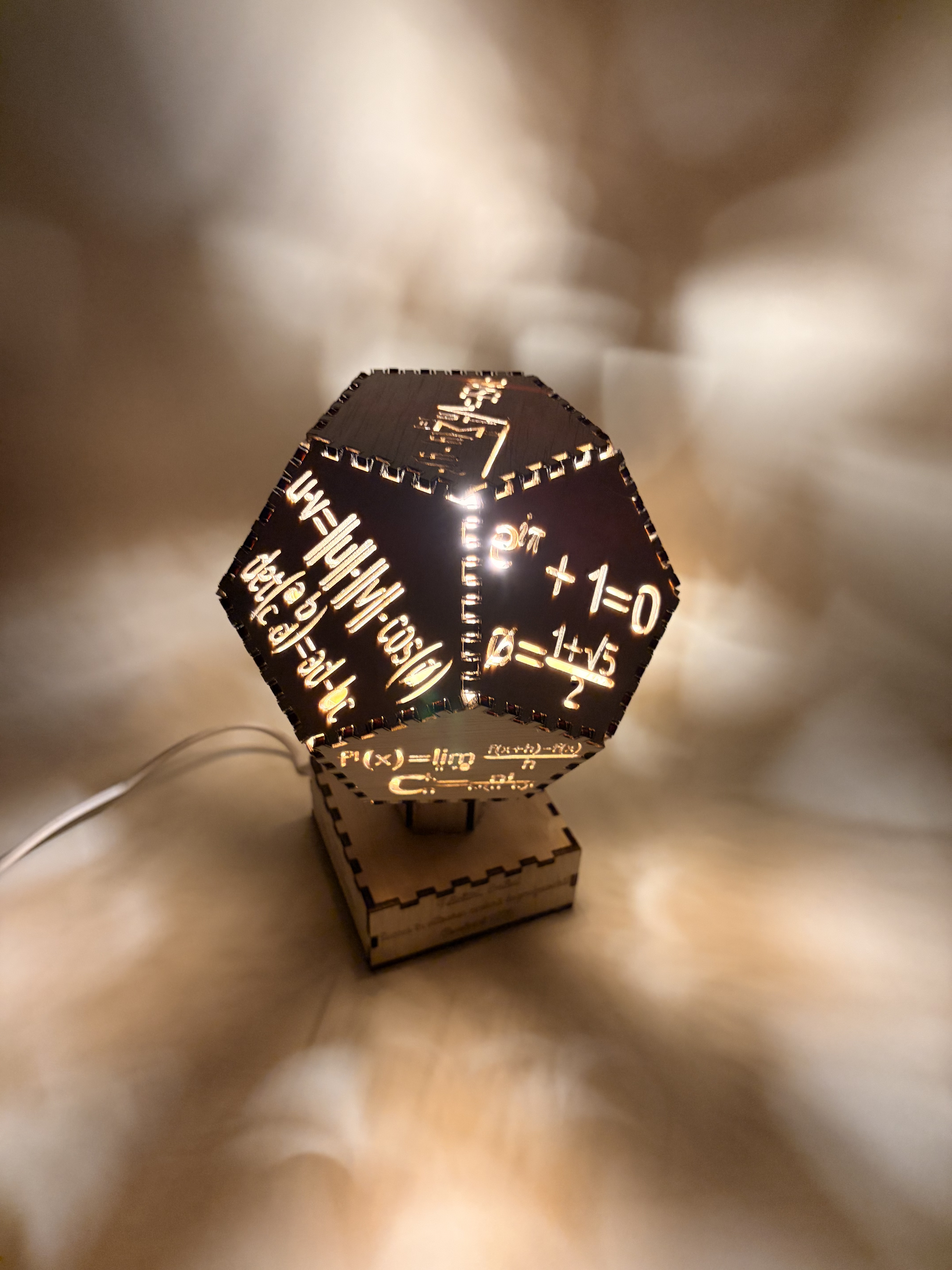 Lampă decorativă matematică 3D – Formule și ecuații - imagine galerie