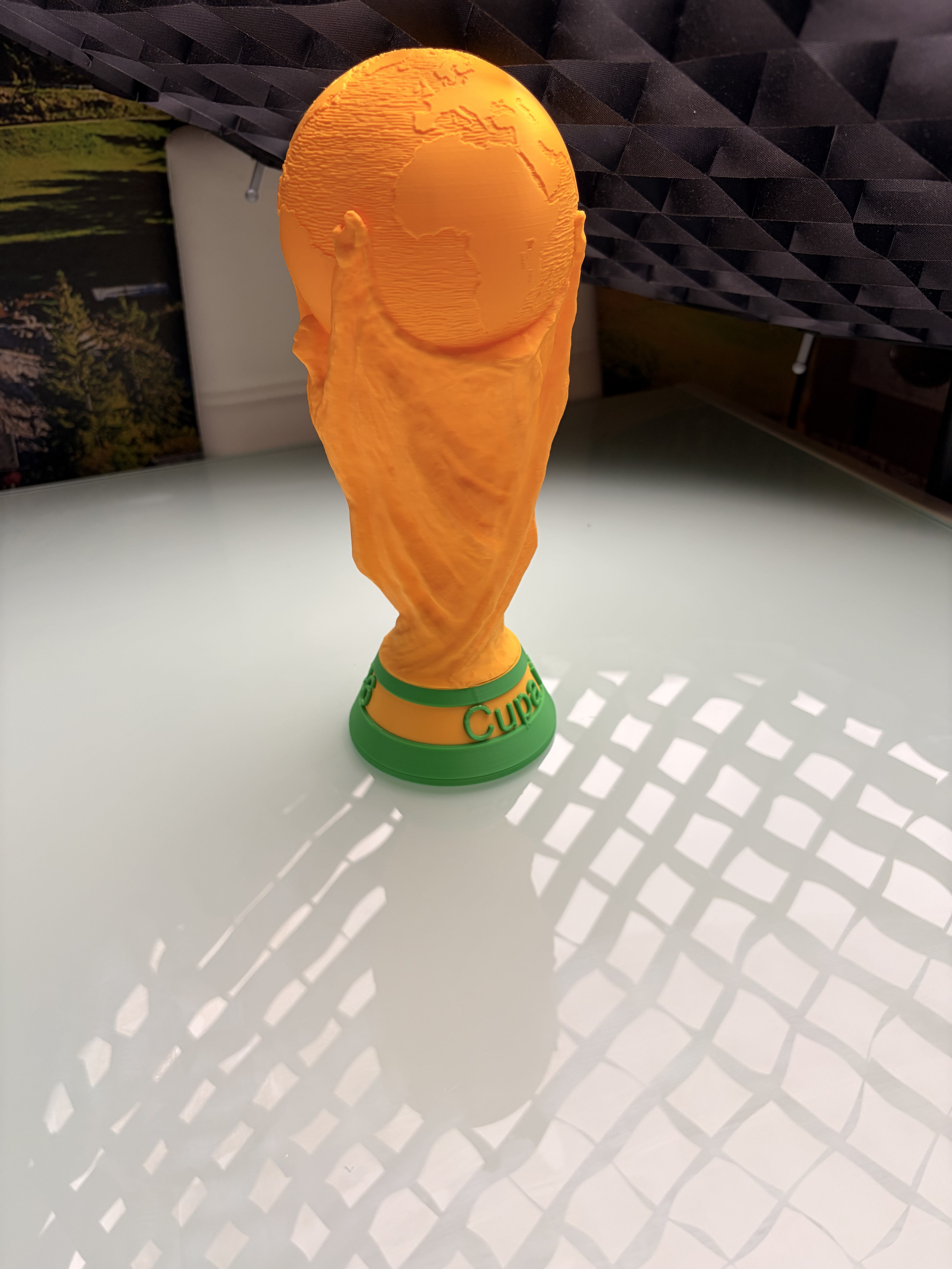Trofeu 3D „Cupa Mondială” – Piesă de colecție, cadou inspirat sau decorațiune tematică - imagine galerie