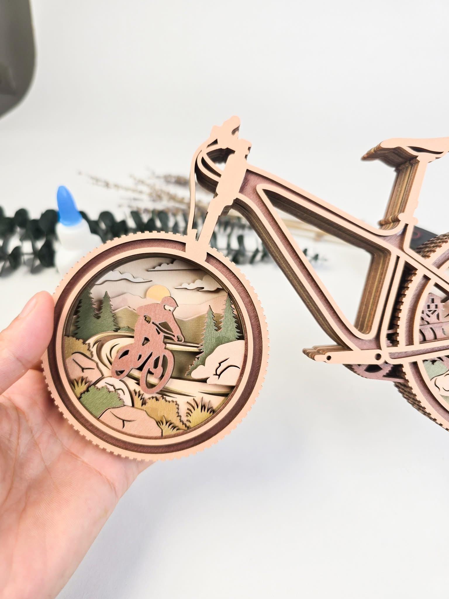Decorațiune 3D din Lemn – Bicicletă Mountain Bike & Peisaj Montan - imagine galerie