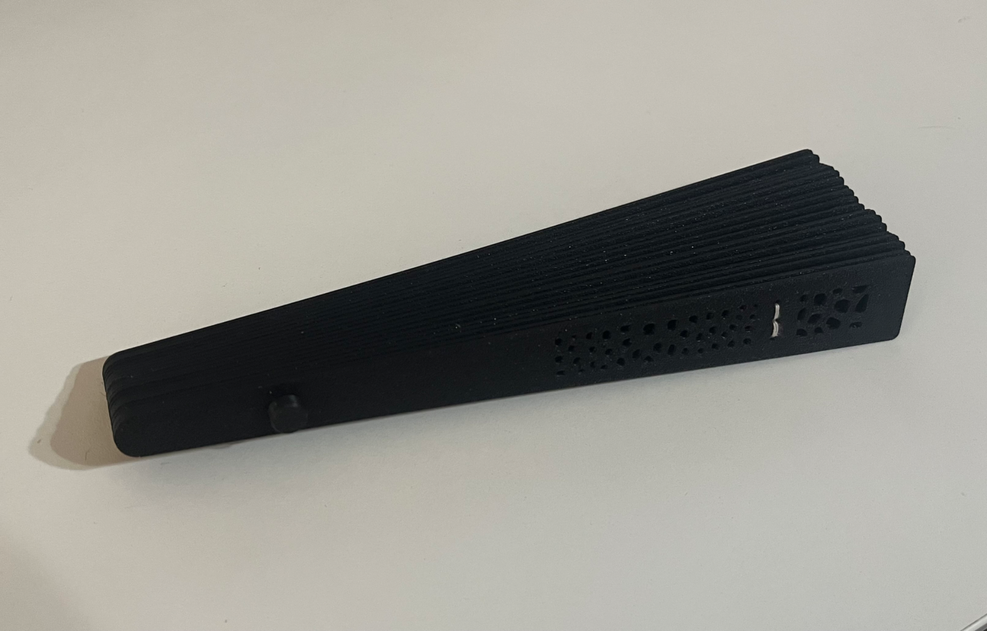 Evantaie elegante pentru nunți și evenimente – Accesorii unice realizate prin Printare 3D și Gravură Laser - imagine galerie
