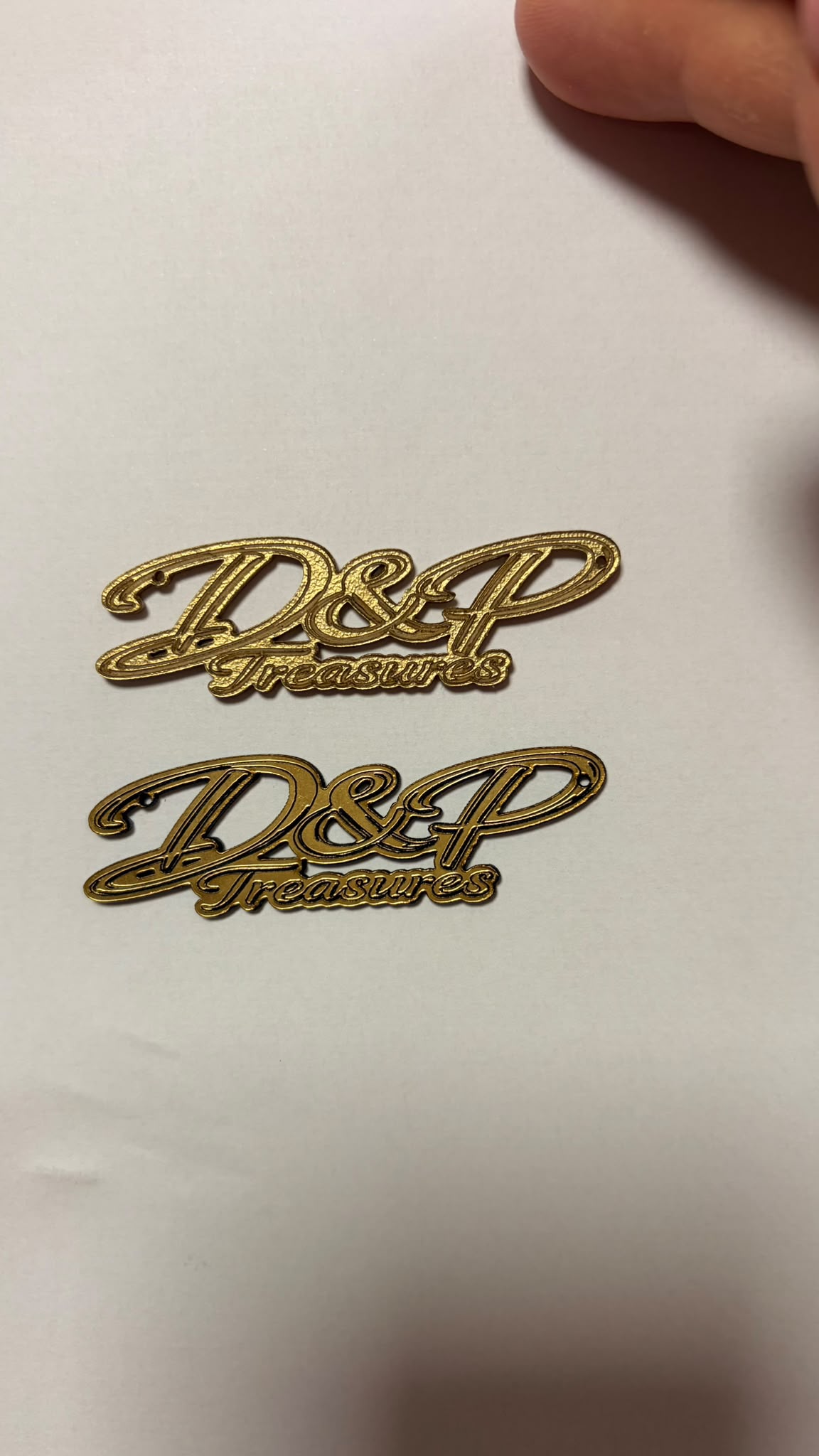 Etichetă / Logo personalizat din acril - imagine galerie