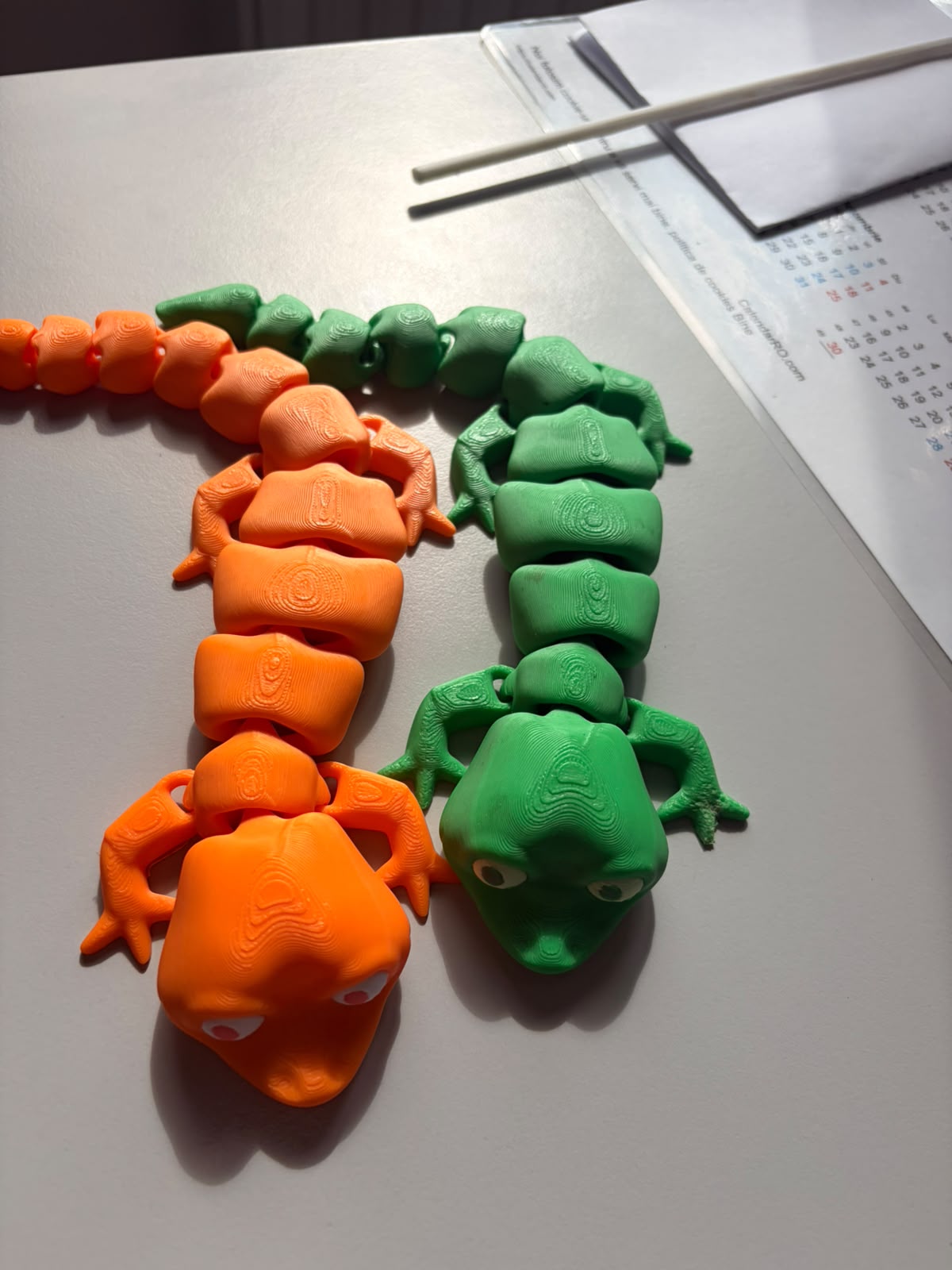 Șopârlă articulată 3D - Jucărie senzorială / Fidget Toy - imagine galerie