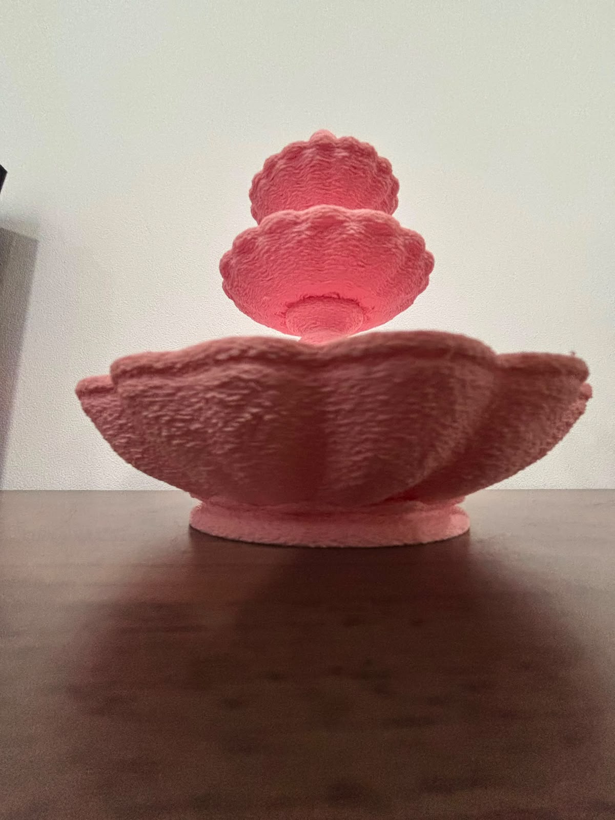 Suport decorativ / Etajeră 3D – Design fântână arteziană cu trei niveluri - imagine galerie
