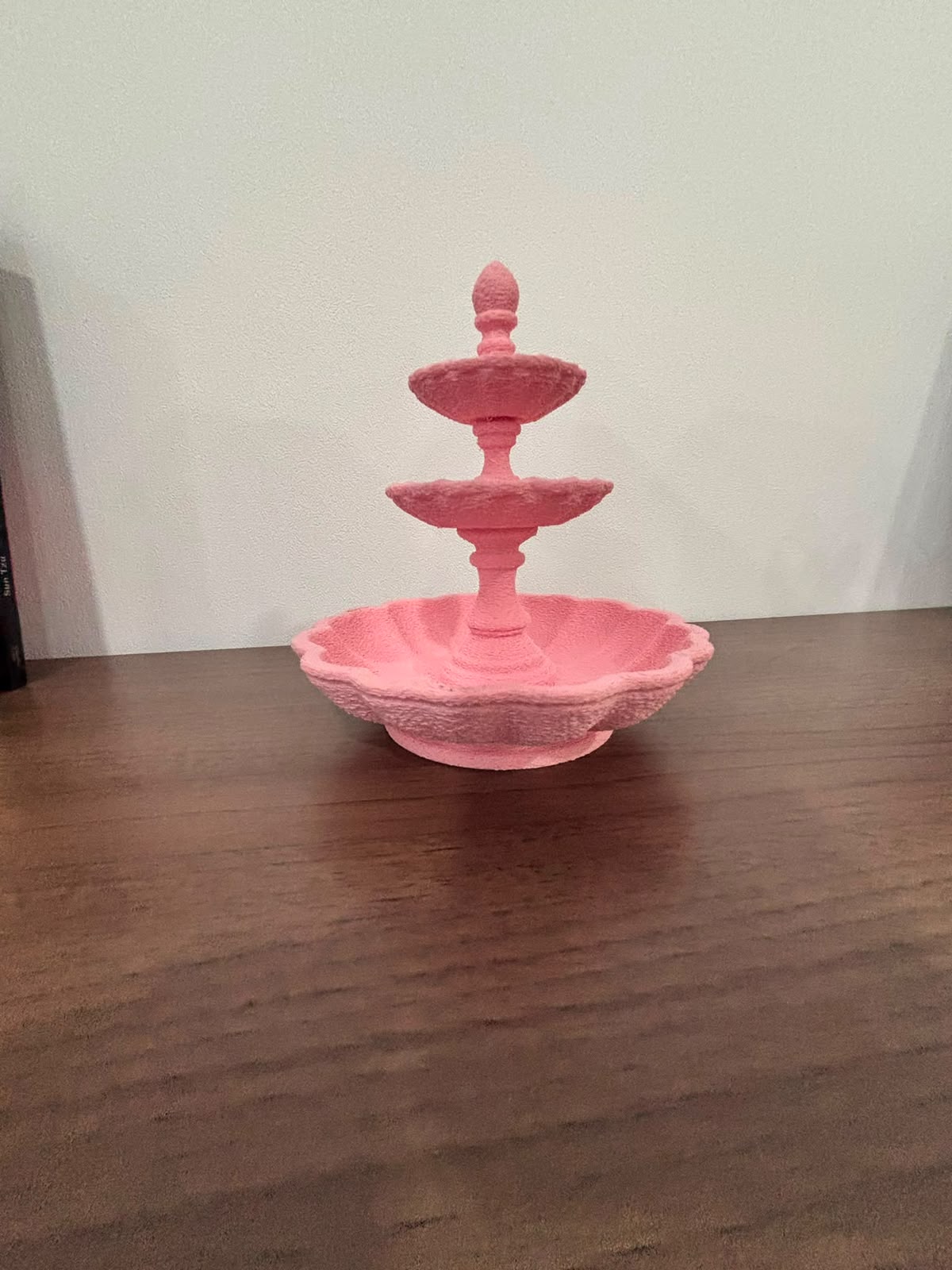 Suport decorativ / Etajeră 3D – Design fântână arteziană cu trei niveluri - imagine galerie