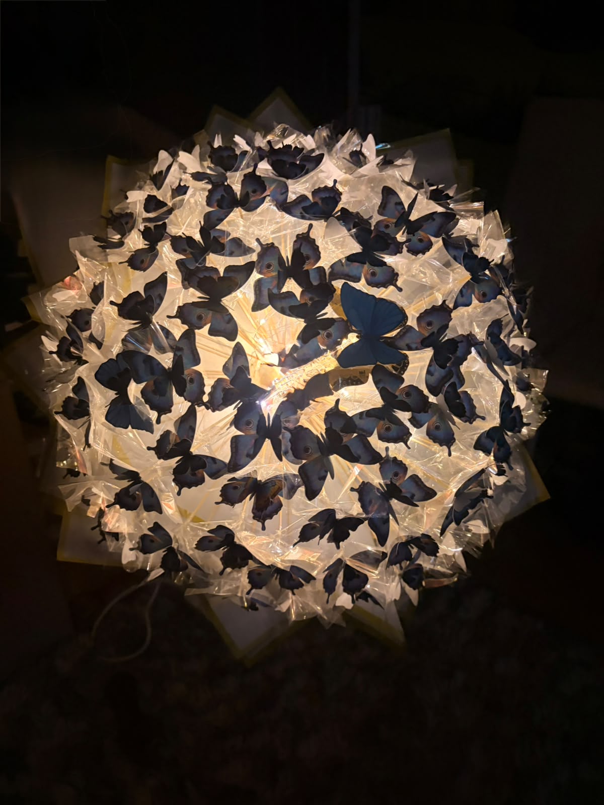 Buchet luminos decorativ cu fluturi/elemente tematice și iluminat LED - imagine galerie