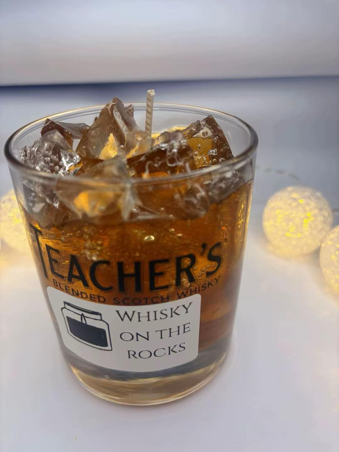 Lumânare Parfumată artizanală „Whisky on the Rocks” - imagine galerie