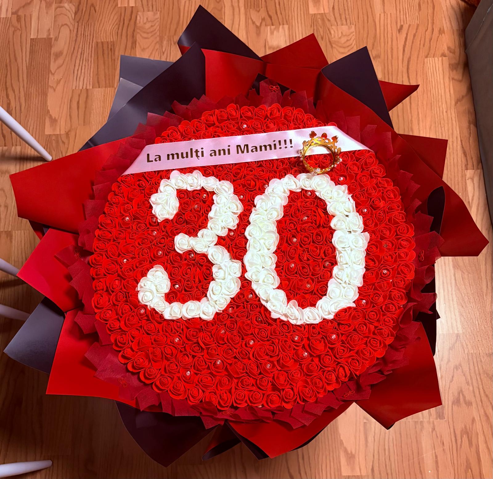 Buchet uriaș personalizat din trandafiri de săpun (Diametru 50 cm) – Cadoul spectaculos pentru ocazii speciale - imagine galerie
